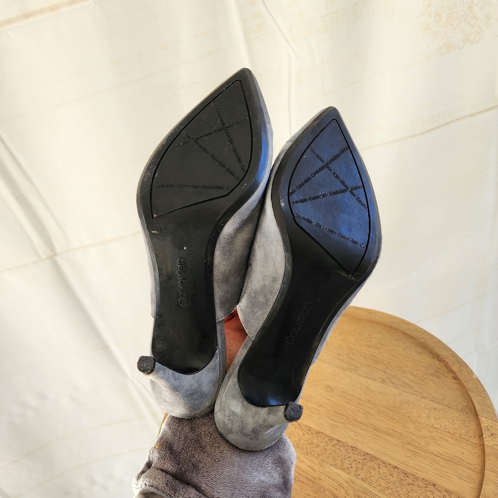 Calvin Klein Grecia Heeled Mules - Picture 10 of 11
